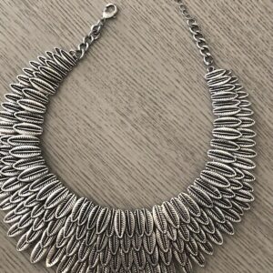 Elevate Your Style with Stunning Trendy Women's Fashion Necklaces