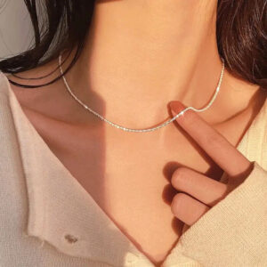 Elegant Silver Chain Necklace for Men and Women - Ideal Gift Option