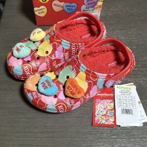 **Shop the Limited Edition CROCS x SWEETHEARTS Lined Clog in White Red Multi - Size J5 Now Available!**